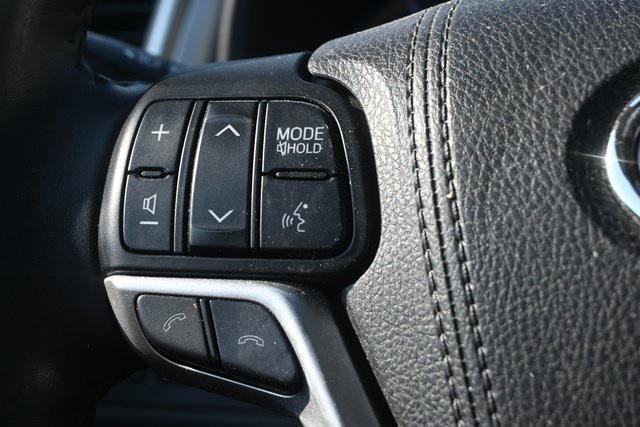 used 2018 Toyota Highlander car, priced at $31,976