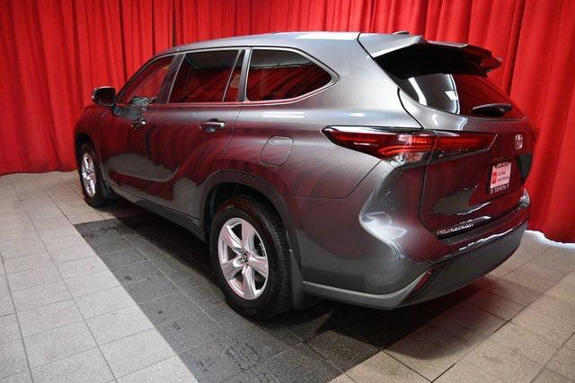 used 2024 Toyota Highlander car, priced at $38,312