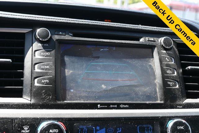used 2017 Toyota Highlander car, priced at $21,675