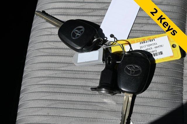 used 2017 Toyota Highlander car, priced at $21,675