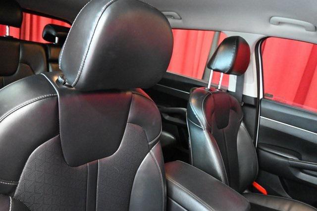 used 2022 Kia Sorento car, priced at $24,666