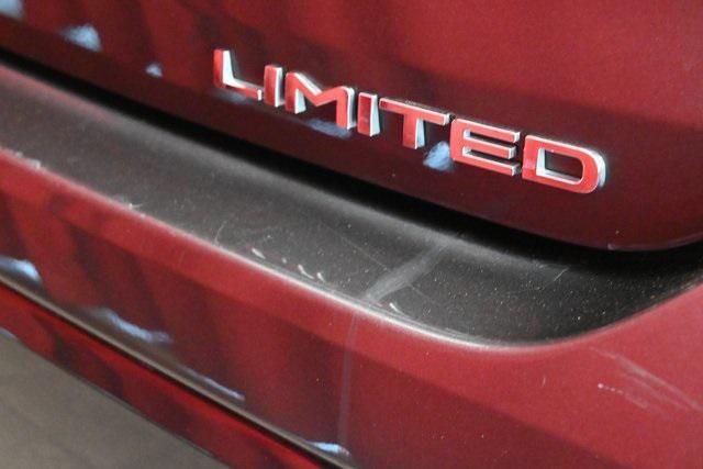 used 2021 Toyota Highlander Hybrid car, priced at $39,057