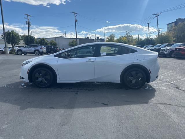 new 2026 Toyota Prius Plug-In Hybrid car, priced at $35,098