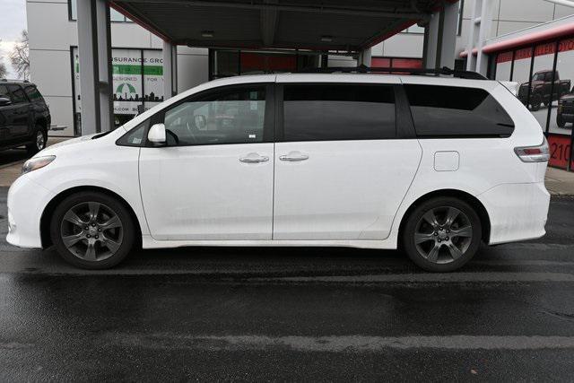 used 2015 Toyota Sienna car, priced at $18,266