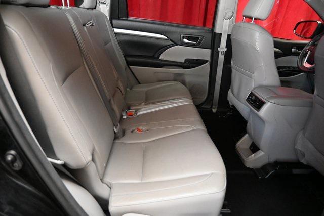 used 2015 Toyota Highlander car, priced at $18,500