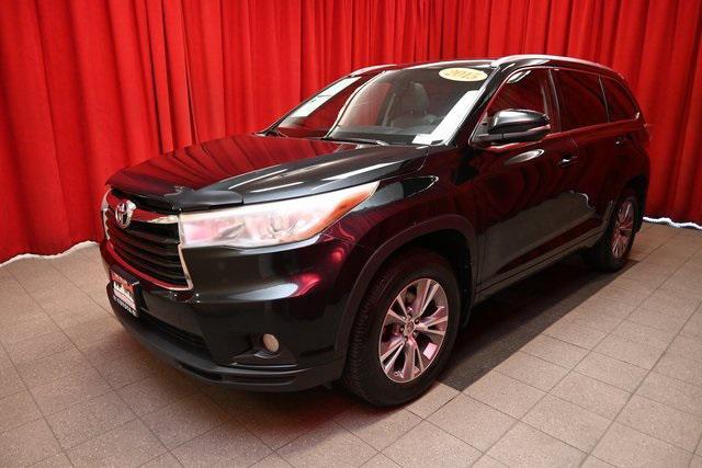 used 2015 Toyota Highlander car, priced at $18,500