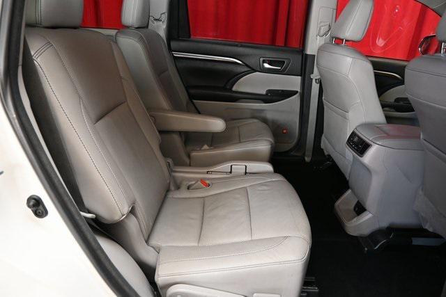 used 2015 Toyota Highlander car, priced at $19,950