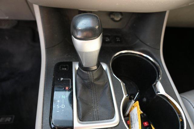 used 2015 Toyota Highlander car, priced at $20,395