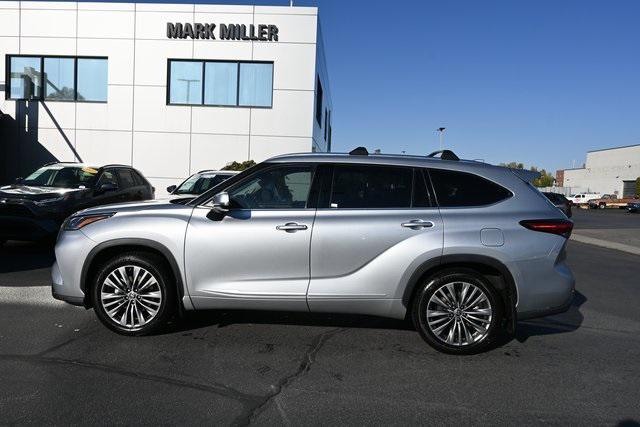 used 2020 Toyota Highlander car, priced at $26,097