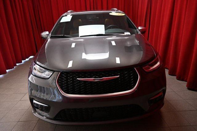 used 2022 Chrysler Pacifica car, priced at $33,660