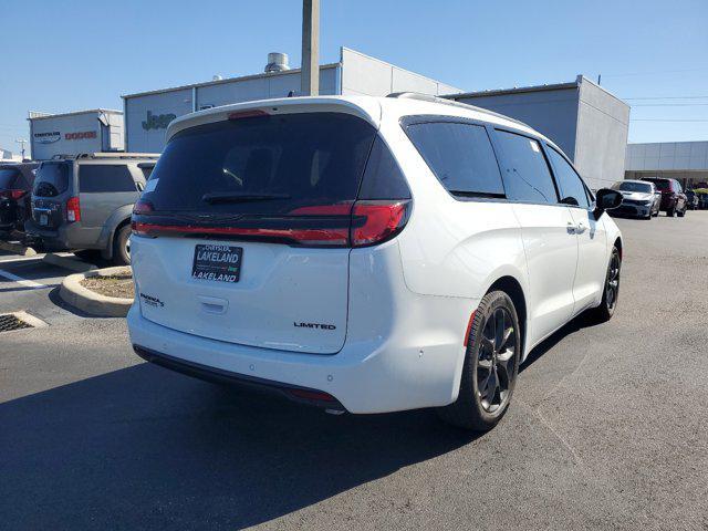 new 2024 Chrysler Pacifica car, priced at $53,713