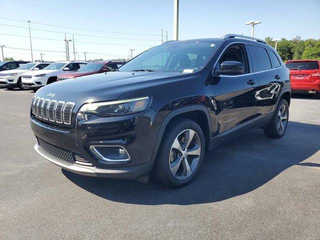 used 2020 Jeep Cherokee car, priced at $15,499