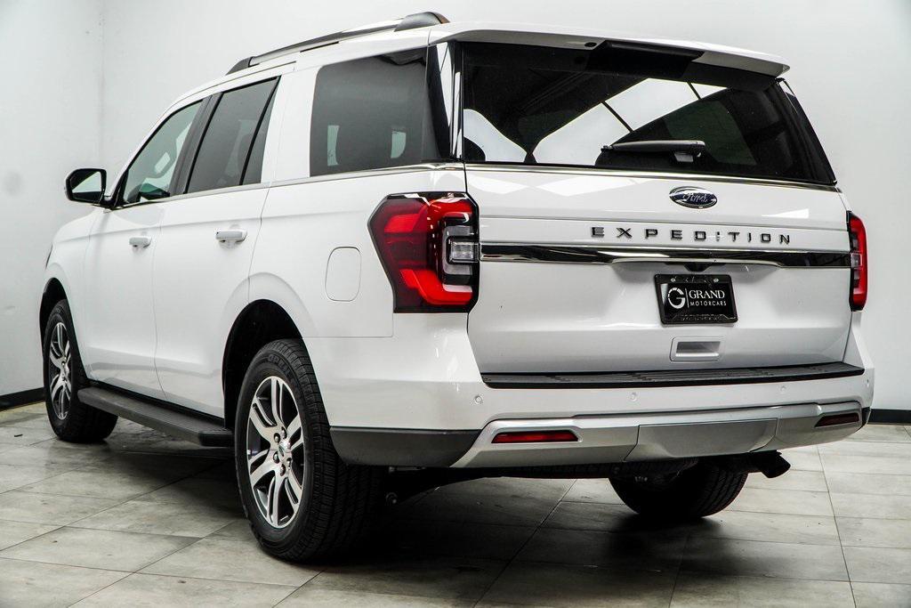 used 2024 Ford Expedition car, priced at $57,900