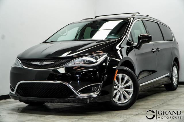 used 2019 Chrysler Pacifica car, priced at $13,999