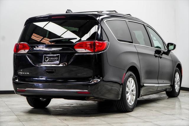 used 2019 Chrysler Pacifica car, priced at $13,999