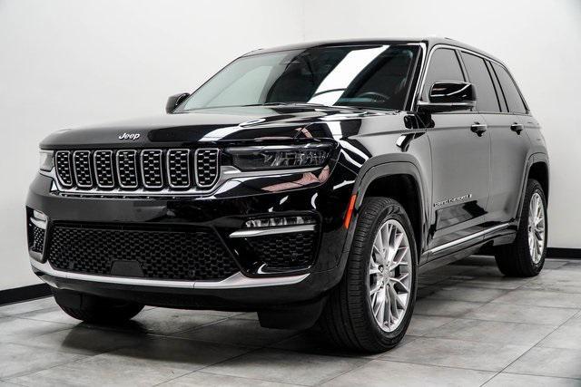 used 2022 Jeep Grand Cherokee car, priced at $35,390