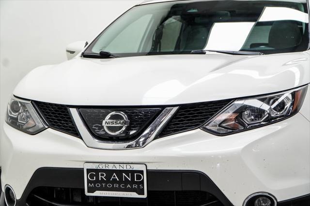used 2019 Nissan Rogue Sport car, priced at $18,315