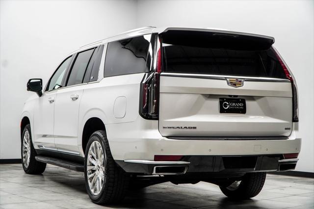 used 2022 Cadillac Escalade ESV car, priced at $63,900