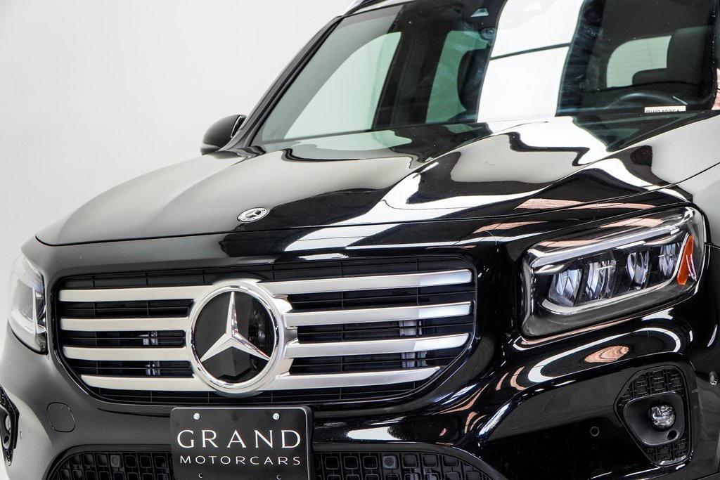 used 2024 Mercedes-Benz GLB 250 car, priced at $34,790