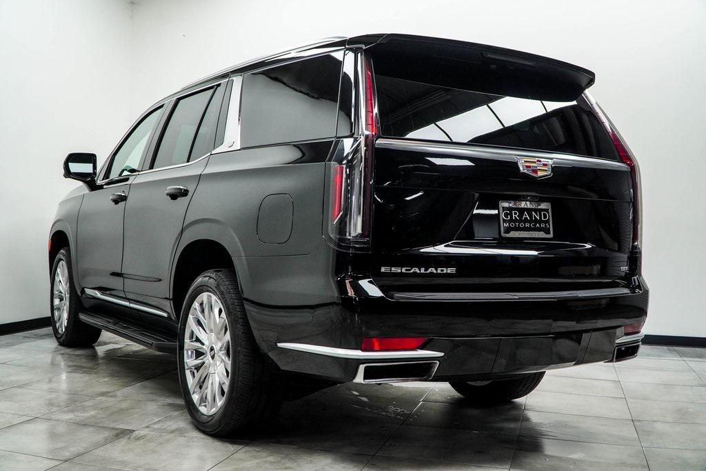 used 2024 Cadillac Escalade car, priced at $71,790