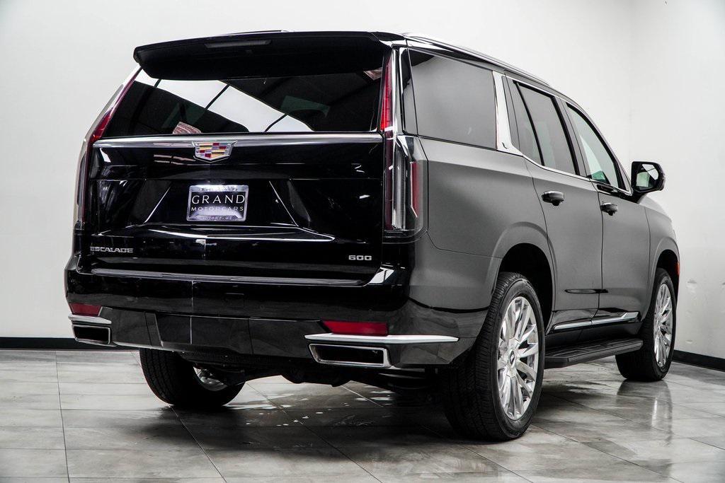 used 2024 Cadillac Escalade car, priced at $71,790
