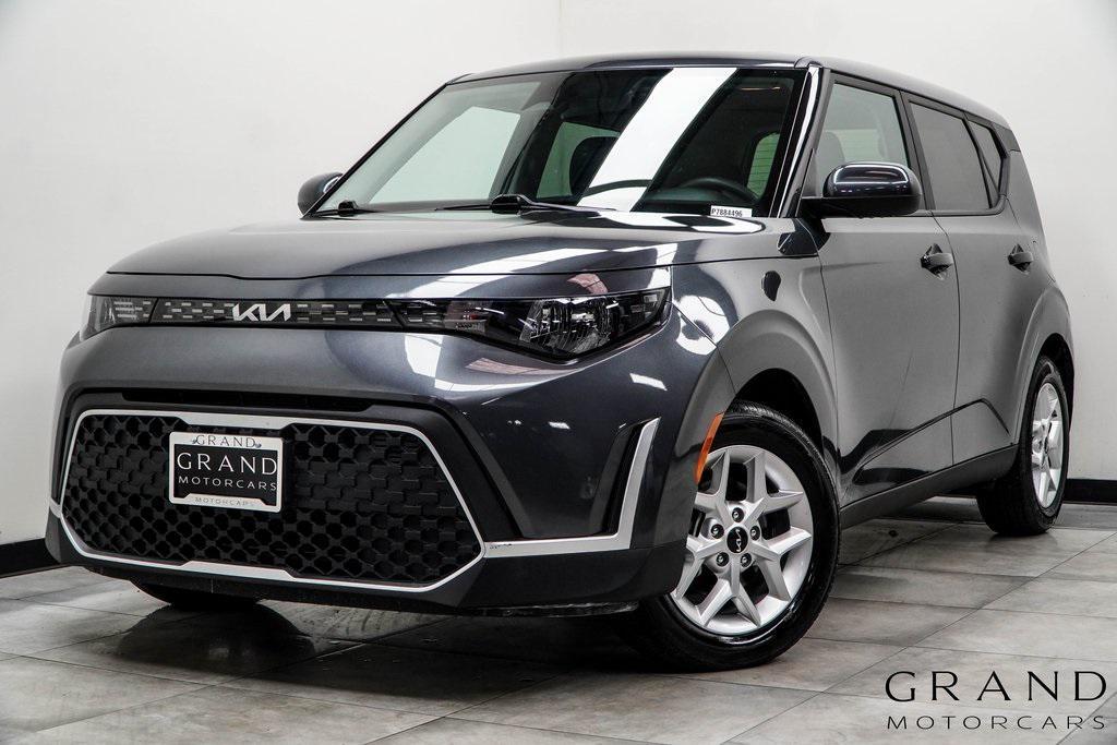 used 2023 Kia Soul car, priced at $16,899