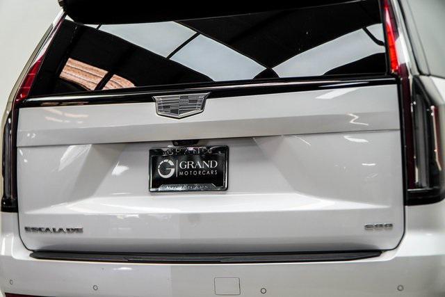 used 2023 Cadillac Escalade car, priced at $69,335
