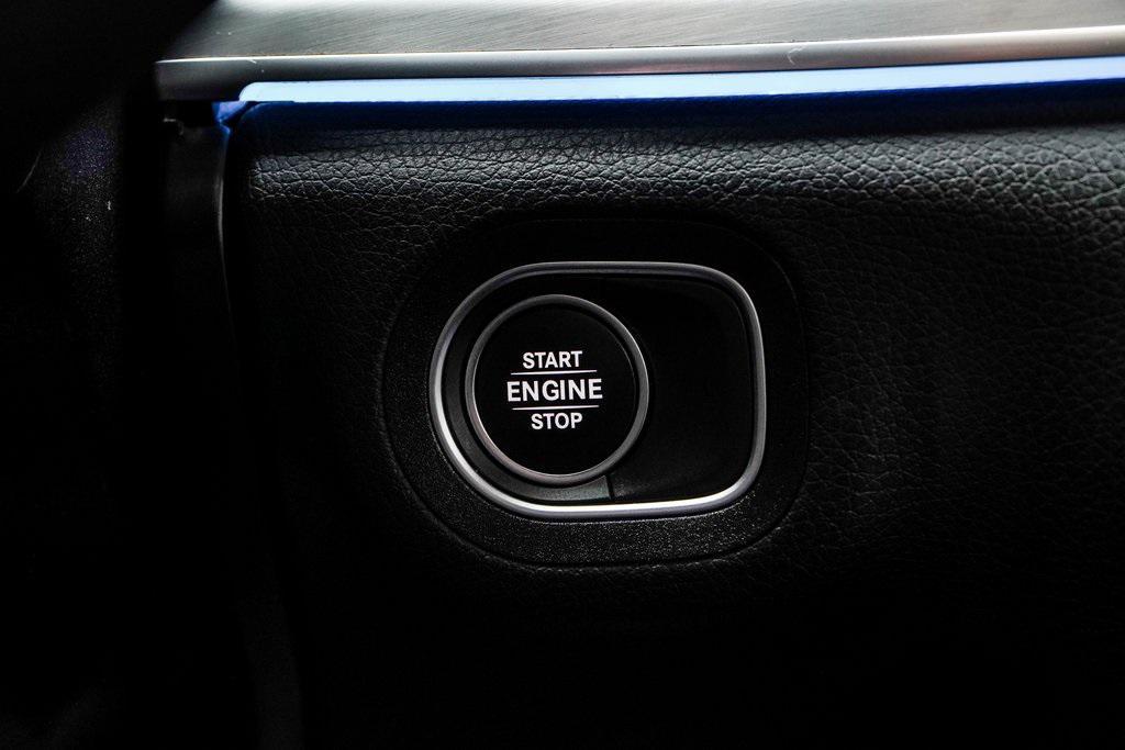 used 2024 Mercedes-Benz GLE 450 Plug-In Hybrid car, priced at $49,290