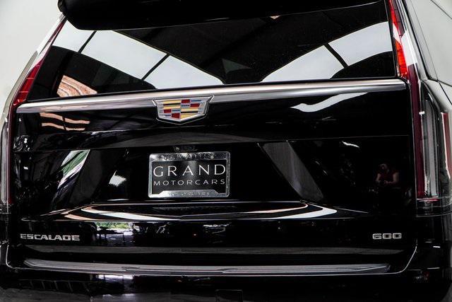 used 2023 Cadillac Escalade ESV car, priced at $69,999