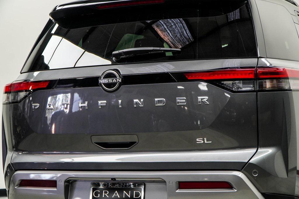 used 2022 Nissan Pathfinder car, priced at $22,290