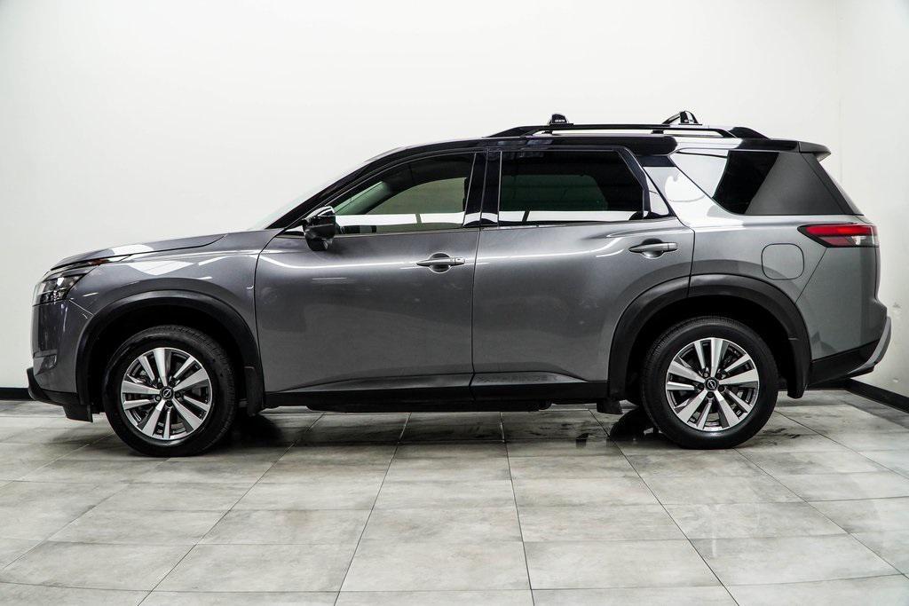 used 2022 Nissan Pathfinder car, priced at $22,290