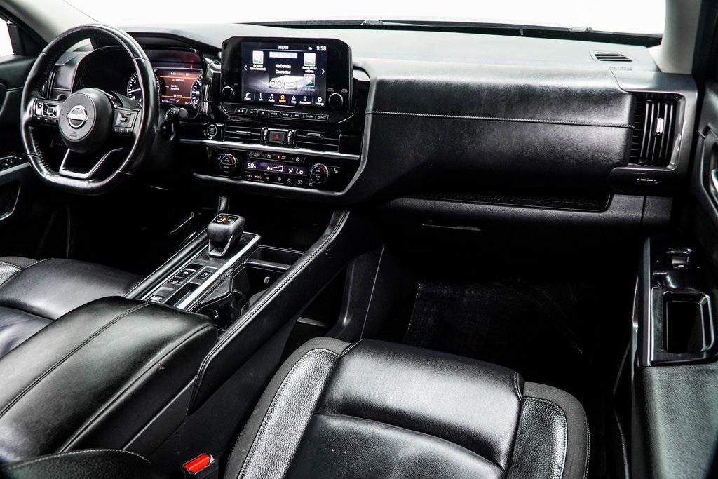 used 2022 Nissan Pathfinder car, priced at $22,290