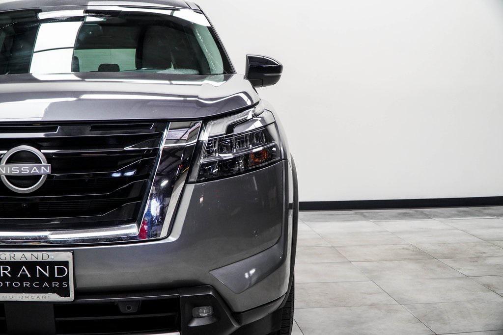 used 2022 Nissan Pathfinder car, priced at $22,290