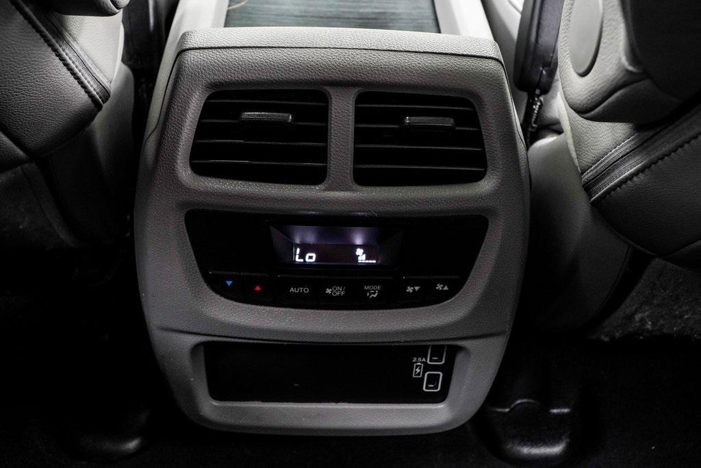 used 2022 Honda Pilot car, priced at $29,620