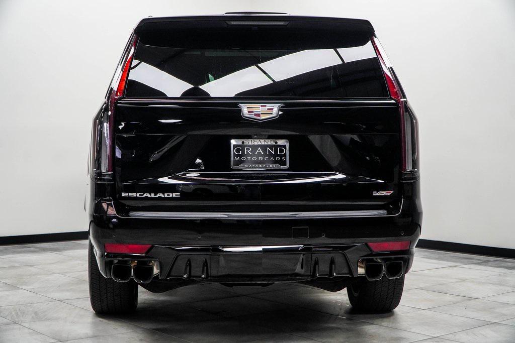 used 2023 Cadillac Escalade ESV car, priced at $108,990