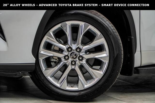 used 2022 Toyota Highlander car, priced at $38,350