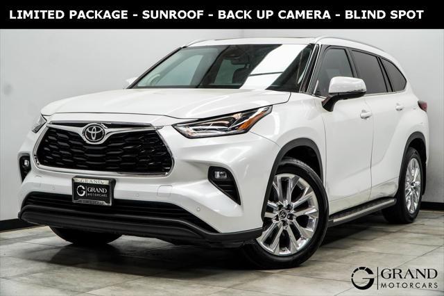 used 2022 Toyota Highlander car, priced at $38,550