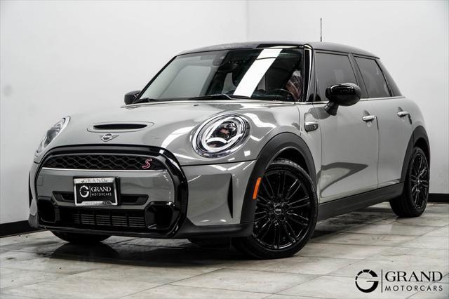 used 2023 MINI Hardtop car, priced at $25,690