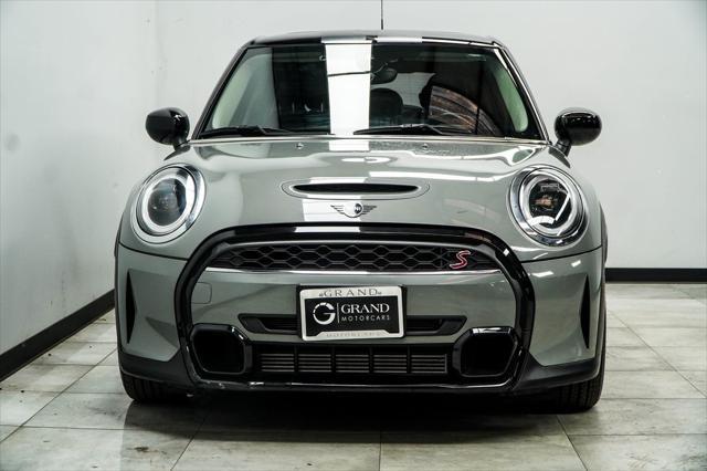 used 2023 MINI Hardtop car, priced at $25,690