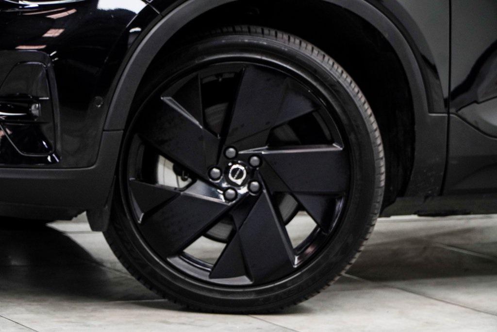 used 2023 Volvo C40 Recharge Pure Electric car, priced at $28,490