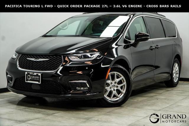 used 2022 Chrysler Pacifica car, priced at $16,450