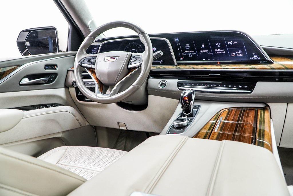 used 2021 Cadillac Escalade ESV car, priced at $60,399