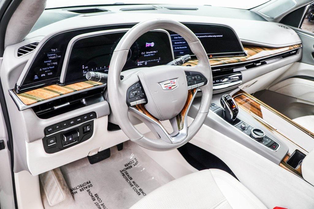 used 2021 Cadillac Escalade ESV car, priced at $60,399