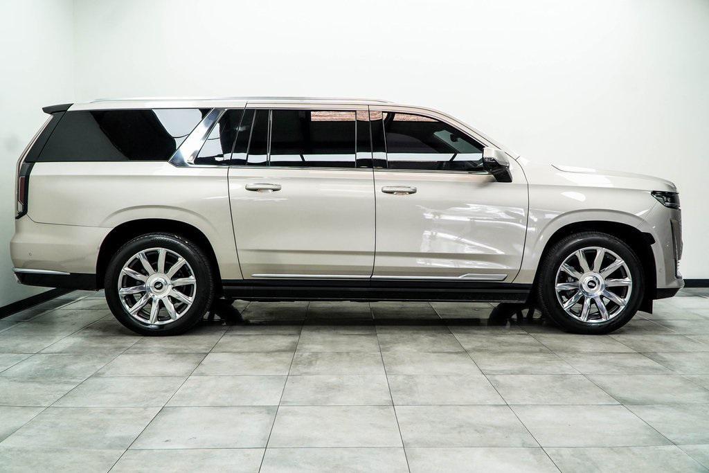 used 2021 Cadillac Escalade ESV car, priced at $60,399
