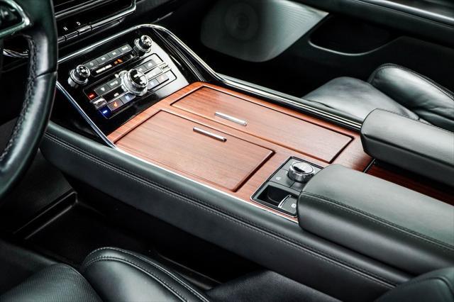 used 2024 Lincoln Navigator car, priced at $82,999