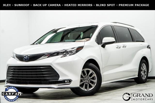 used 2022 Toyota Sienna car, priced at $37,418