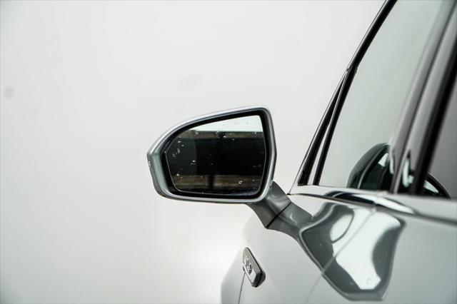 used 2023 Lincoln Nautilus car, priced at $36,299