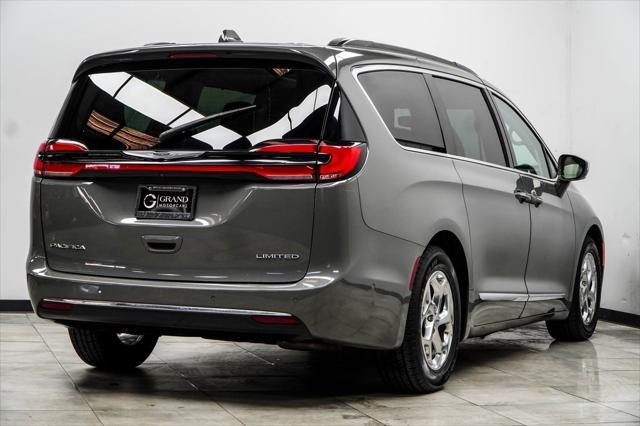 used 2022 Chrysler Pacifica car, priced at $21,142