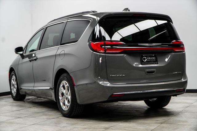 used 2022 Chrysler Pacifica car, priced at $21,142