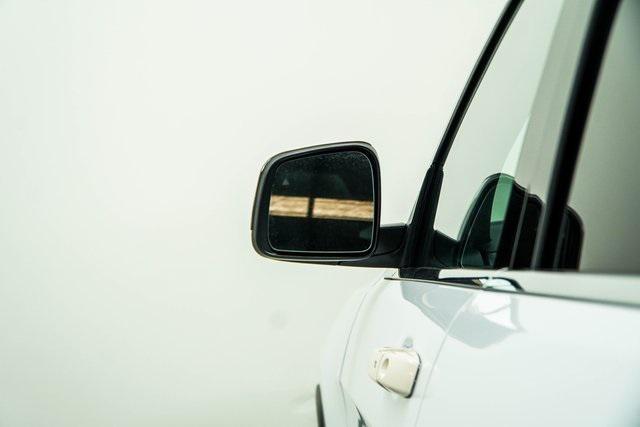 used 2021 Jeep Grand Cherokee car, priced at $22,299